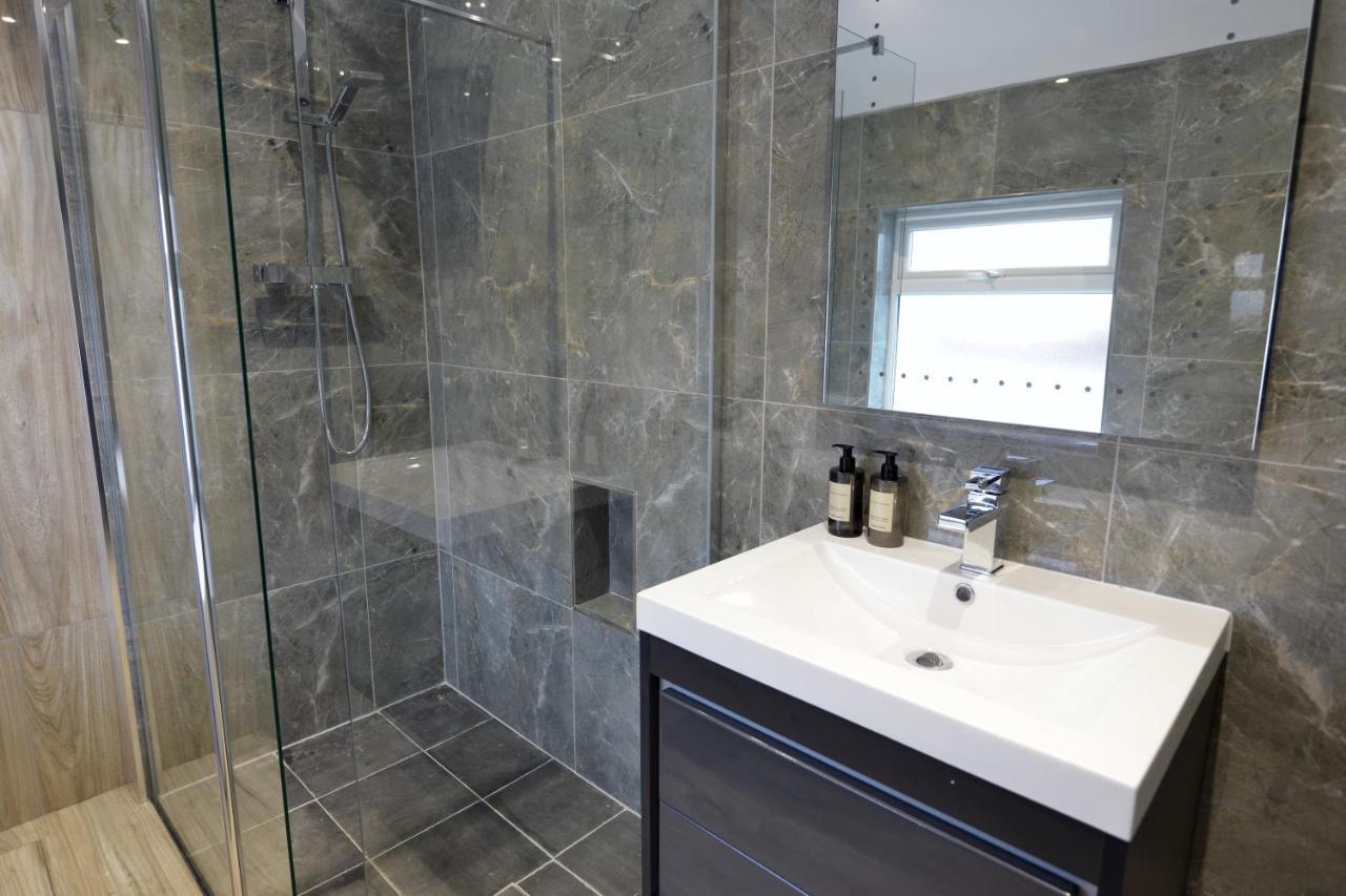 Outstanding Modernised 3/4 Double Bedroomed House 利特尔 外观 照片