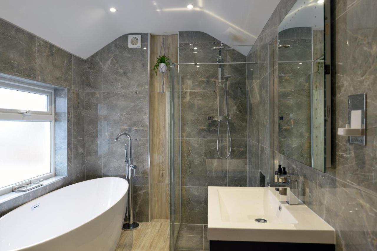 Outstanding Modernised 3/4 Double Bedroomed House 利特尔 外观 照片